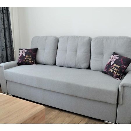 Sgl Apartments Lavickova Тренчин Екстер'єр фото